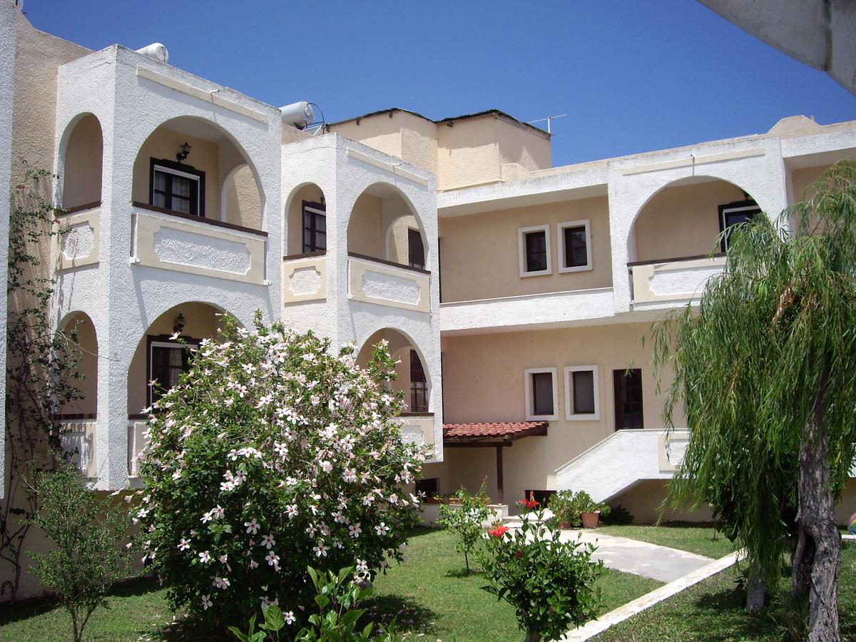 Hotel Hermes Marmari  Exterior photo